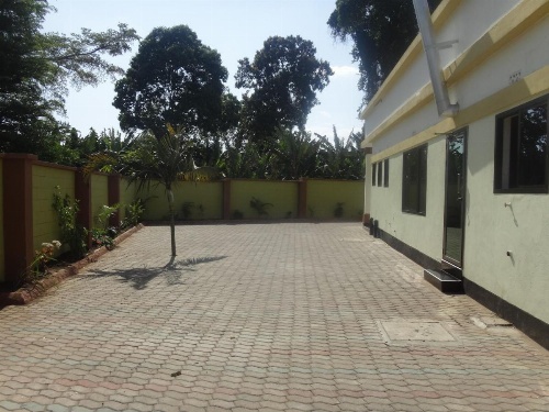 Way Side Hotel image 10